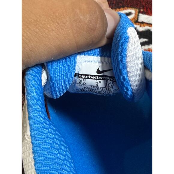 Nike Air Max Moto 9 – White / Metallic Blue (542275-140) Women's size 6.5 - Picture 6 of 6